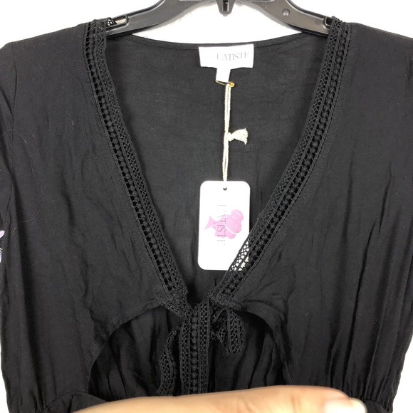 L’atiste By Amy womens romper shorts Size L Black Embroidered Flowers - Picture 3 of 10